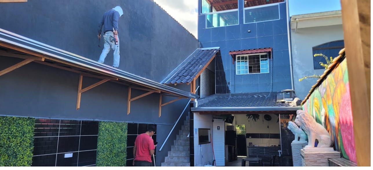 Trabalho de calha instalado pela A.B.S. Calhas