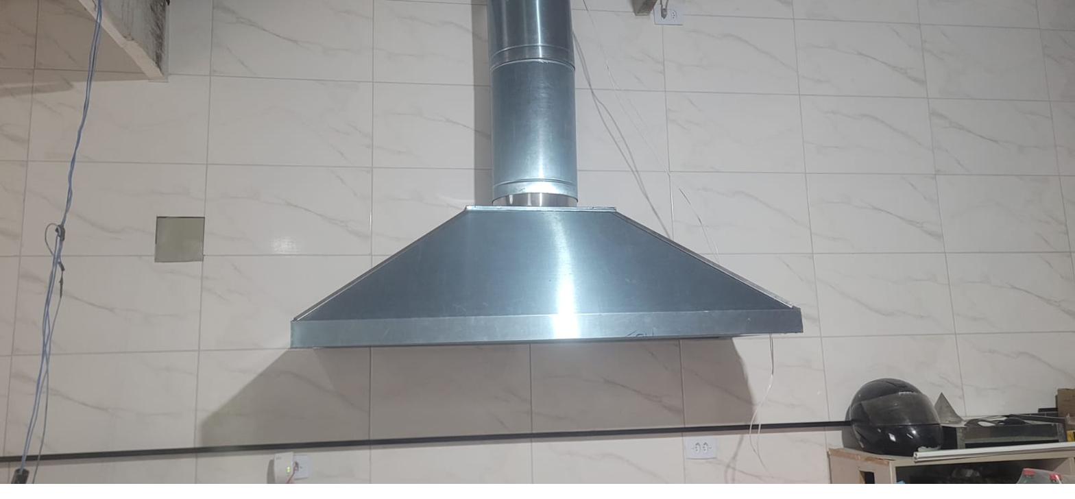 Trabalho de calha instalado pela A.B.S. Calhas